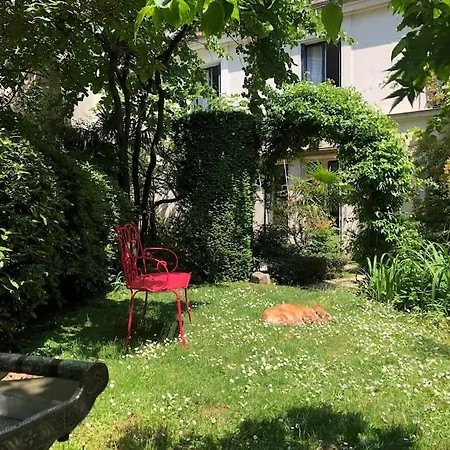 Maison Avec Jardin, Centre, 5 * Paris