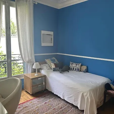 Villa Maison Avec Jardin, Centre, 5 *