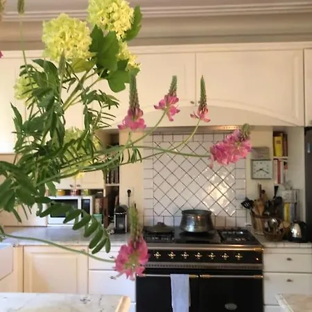 Maison Avec Jardin, Centre, 5 Paris