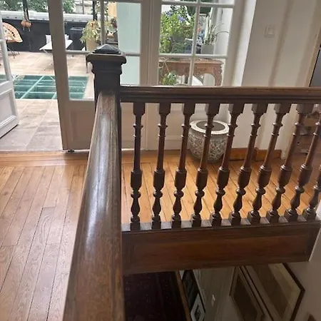 Villa Maison Avec Jardin, Centre, 5 *